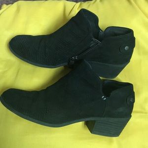 Women’s booties